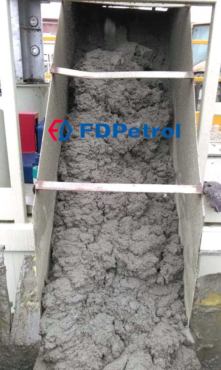 Solids discharged from centrifuge OBM drilling waste management system for GAZPROM(图3)
